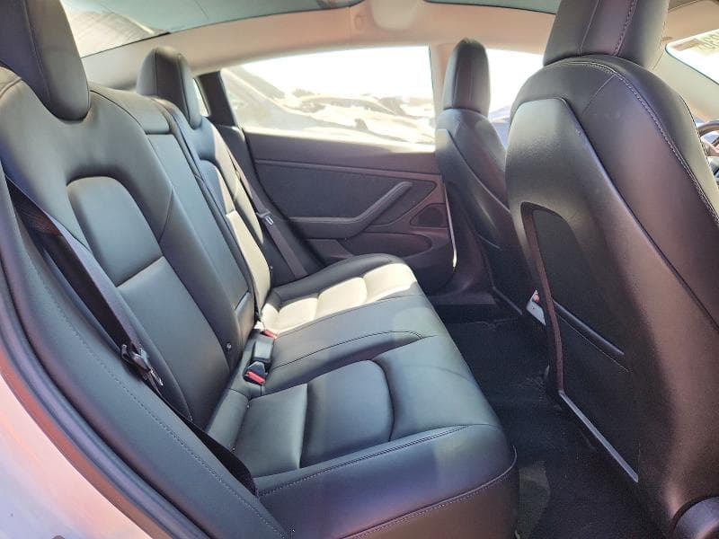 2018 TESLA MODEL 3 10