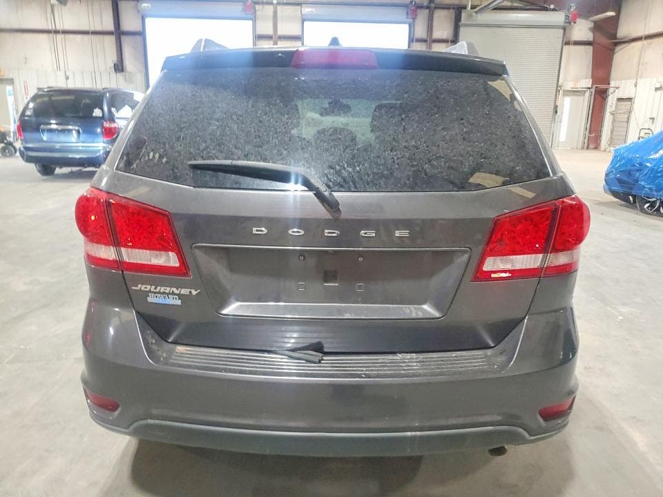 2019 DODGE JOURNEY SE 6
