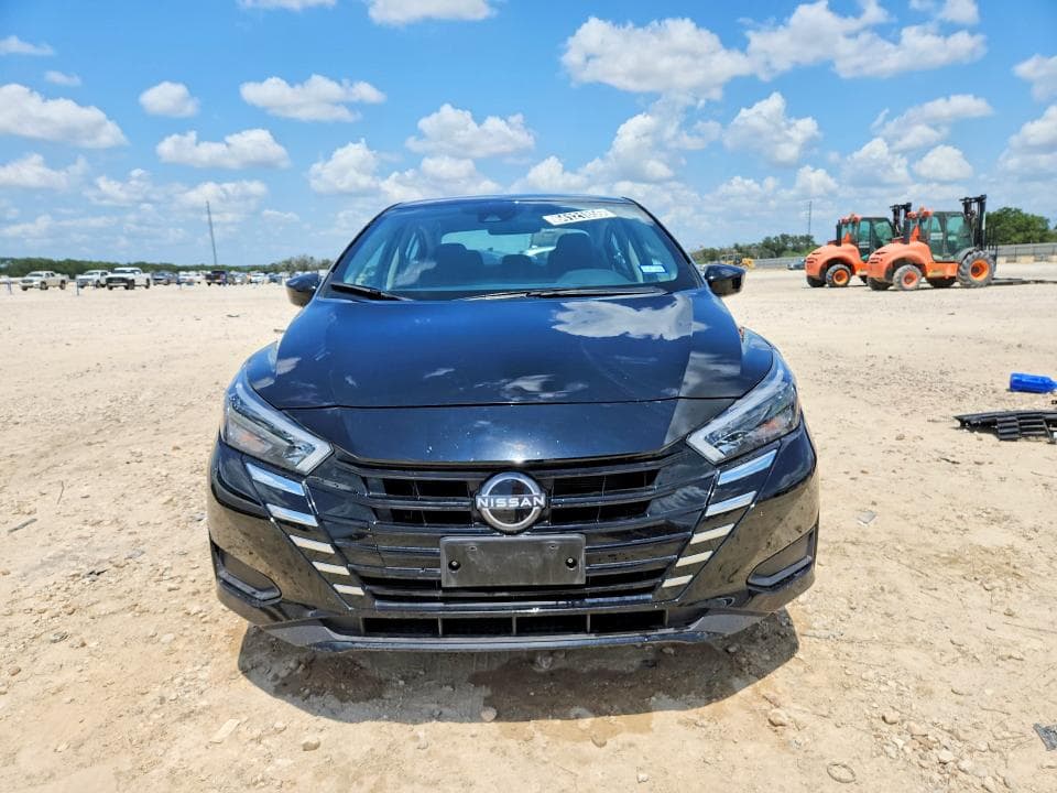 2025 NISSAN VERSA SV 5