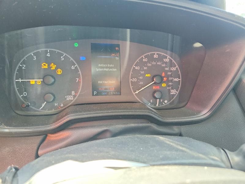 2024 TOYOTA COROLLA LE 9