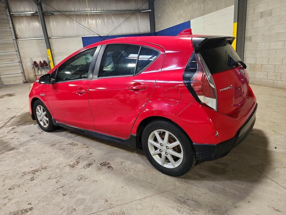 2017 TOYOTA PRIUS C ONE 2