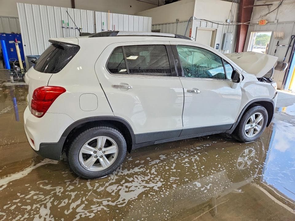 2017 CHEVROLET TRAX 1LT 3