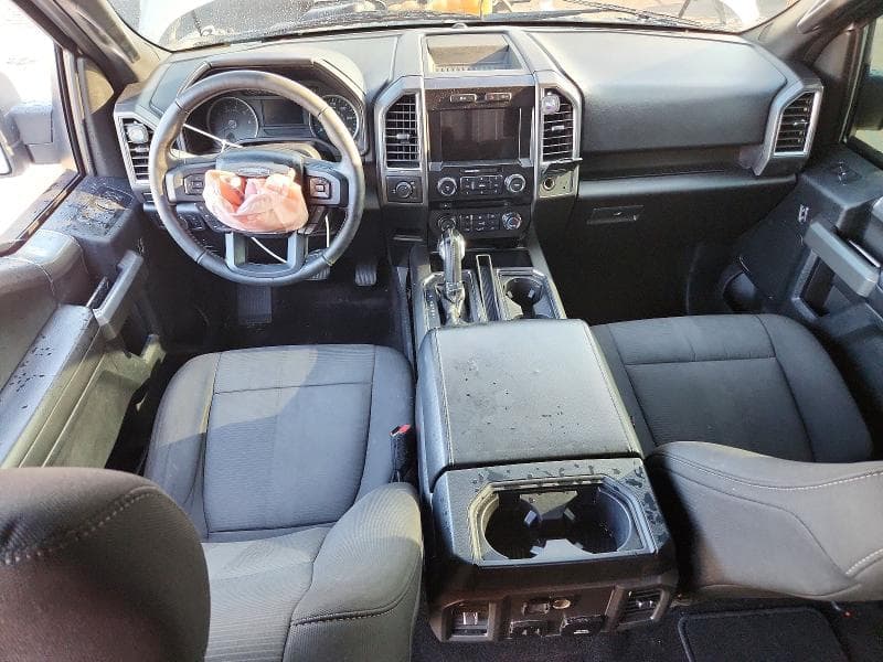 2017 FORD F150 SUPERCREW 8