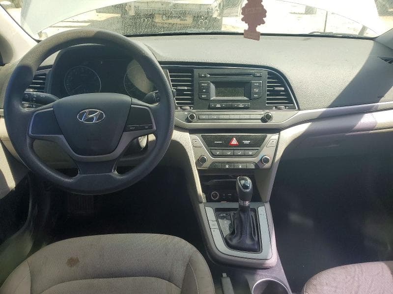 2017 HYUNDAI ELANTRA SE 8