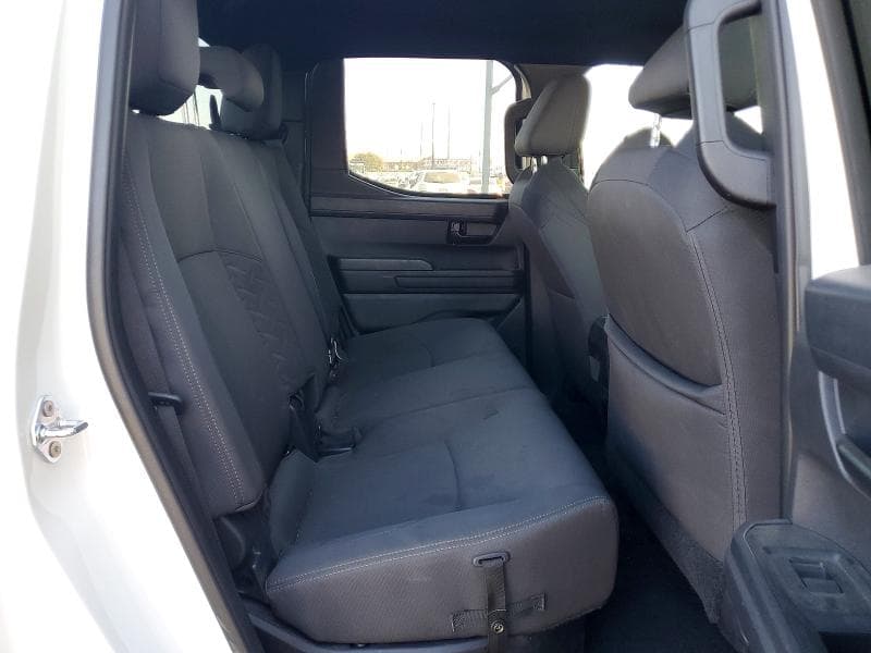 2025 TOYOTA TACOMA SR5 10