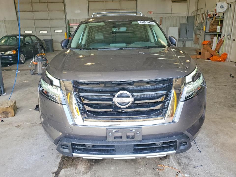 2023 NISSAN PATHFINDER SL 5