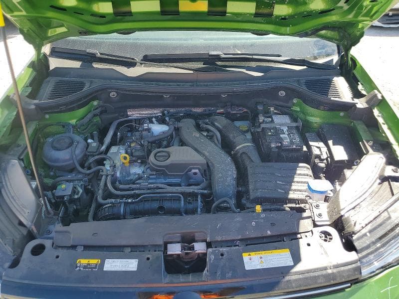 2025 VOLKSWAGEN TAOS SE 12