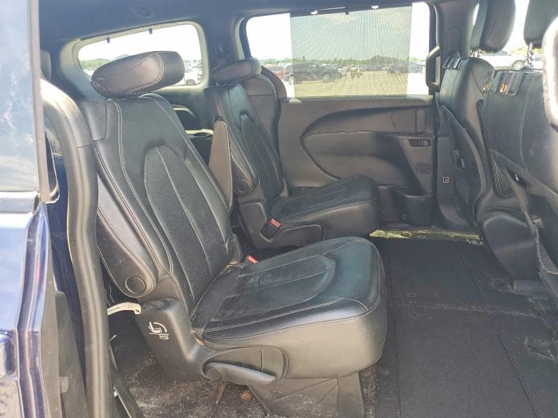 2018 CHRYSLER PACIFICA TOURING L 11
