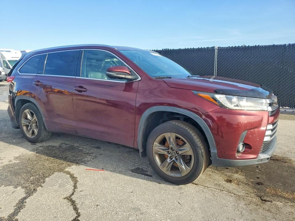 2019 TOYOTA HIGHLANDER LIMITED 4