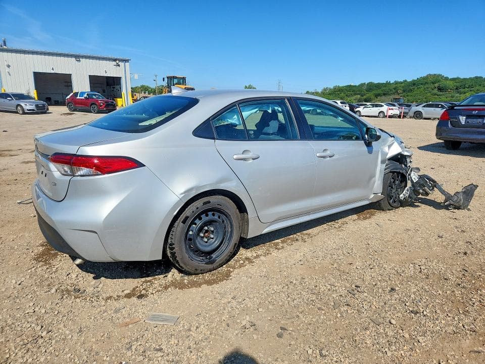 2023 TOYOTA COROLLA LE 3