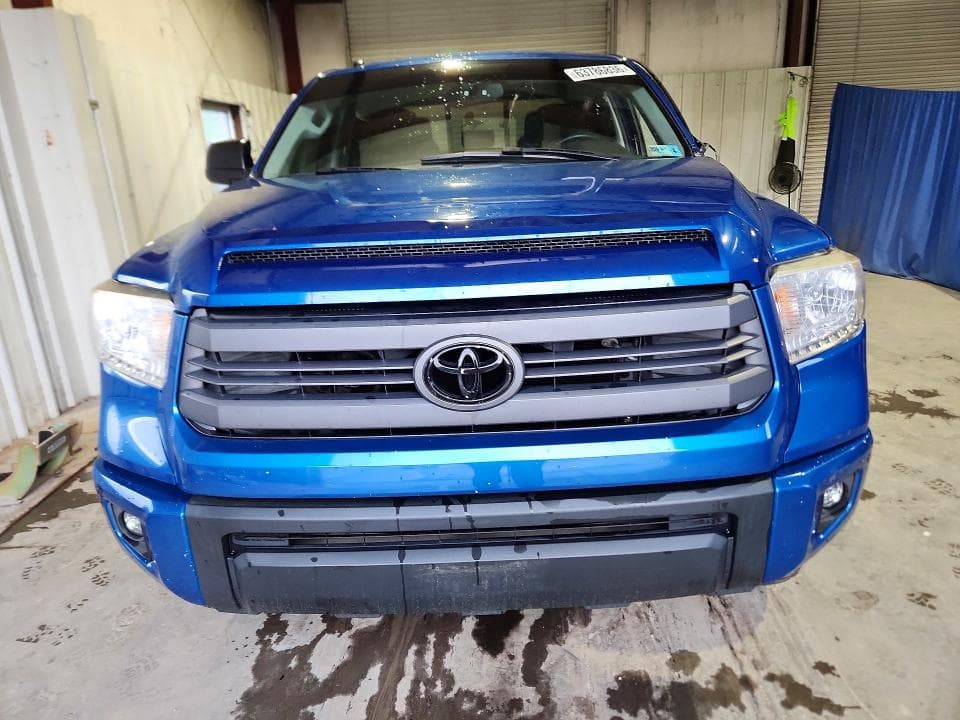 2017 TOYOTA TUNDRA SR5 5