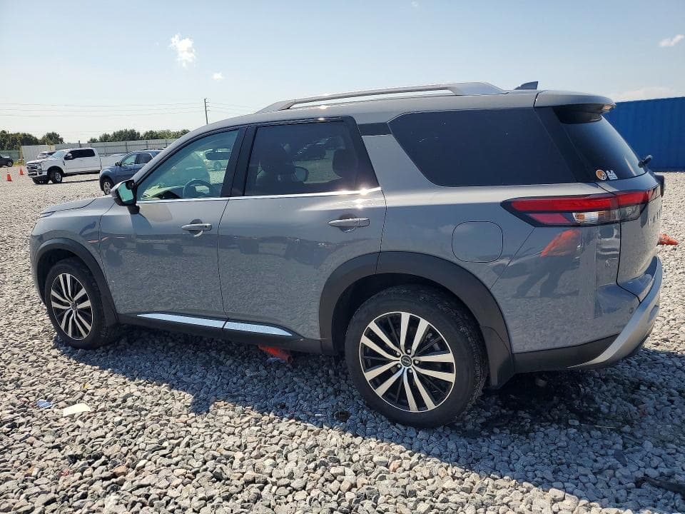 2025 NISSAN PATHFINDER PLATINUM 2