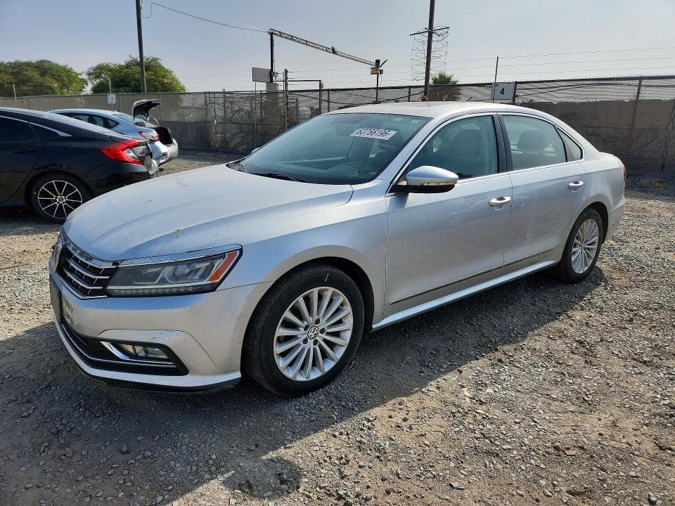 2017 VOLKSWAGEN PASSAT SE - 1