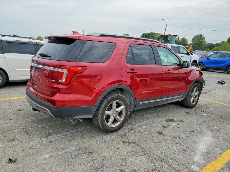 2017 FORD EXPLORER XLT 3