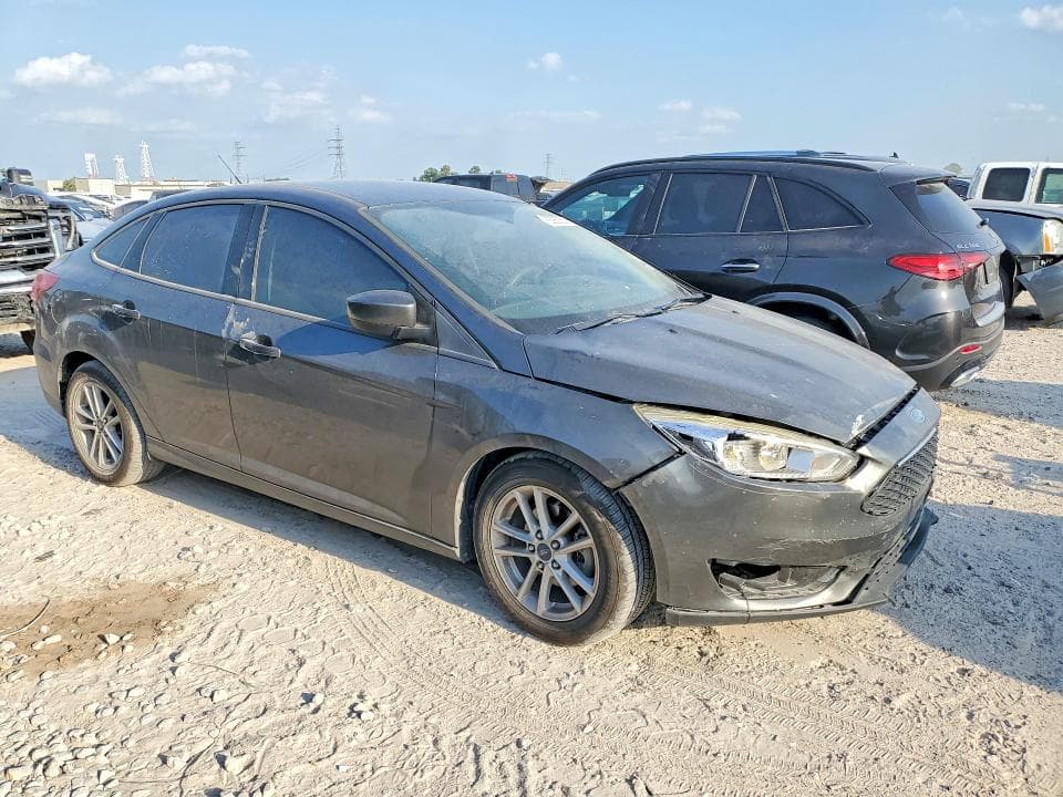 2018 FORD FOCUS SE 4