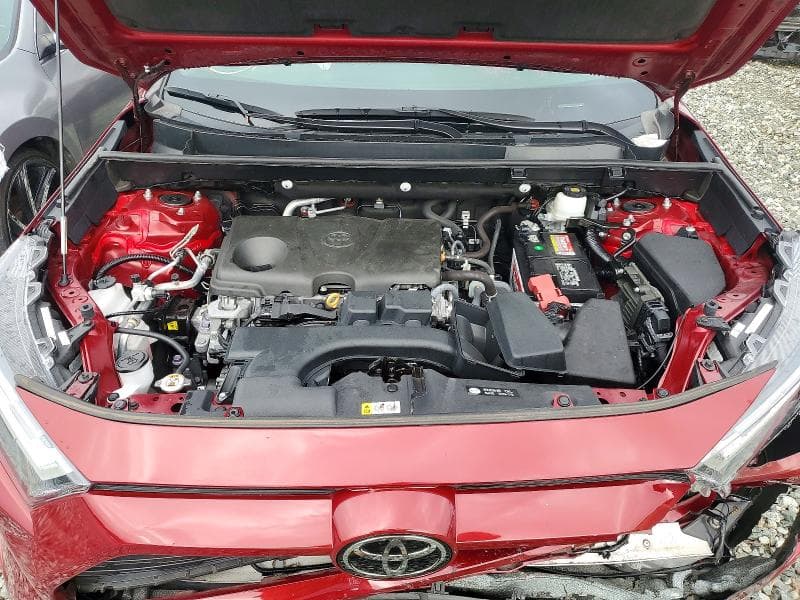 2018 TOYOTA RAV4 XLE 11