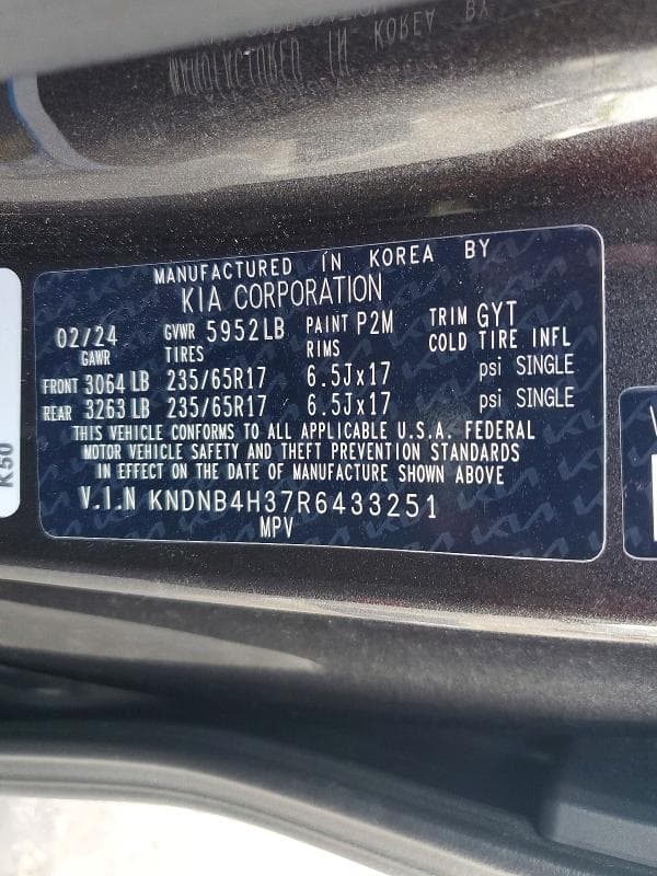 2024 KIA CARNIVAL LX 13