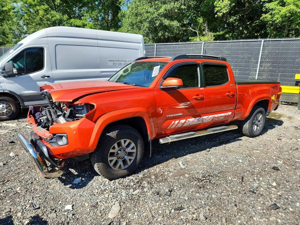 2017 TOYOTA TACOMA SR5 V6 - 1
