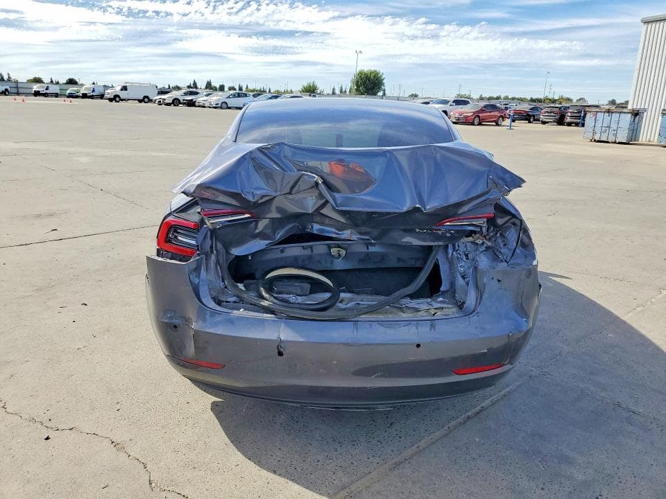 2022 TESLA MODEL 3 6