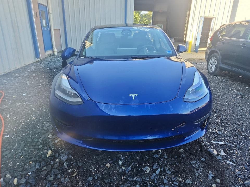 2022 TESLA MODEL 3 5