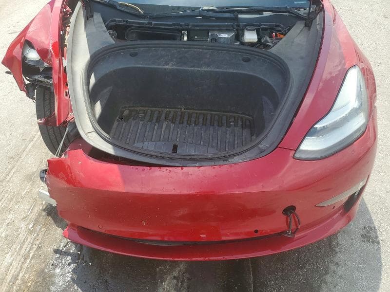 2018 TESLA MODEL 3 11