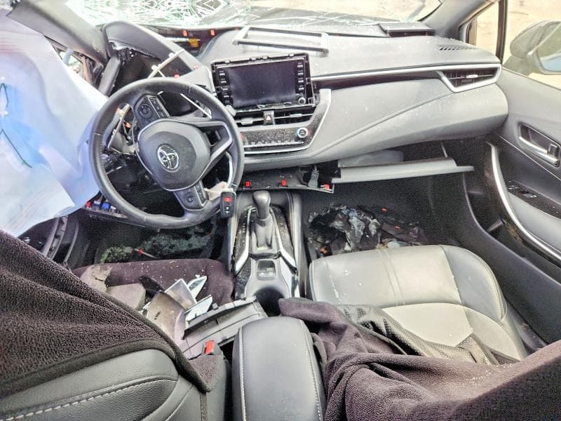 2021 TOYOTA COROLLA XSE 8