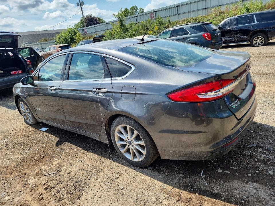 2017 FORD FUSION SE PHEV 2