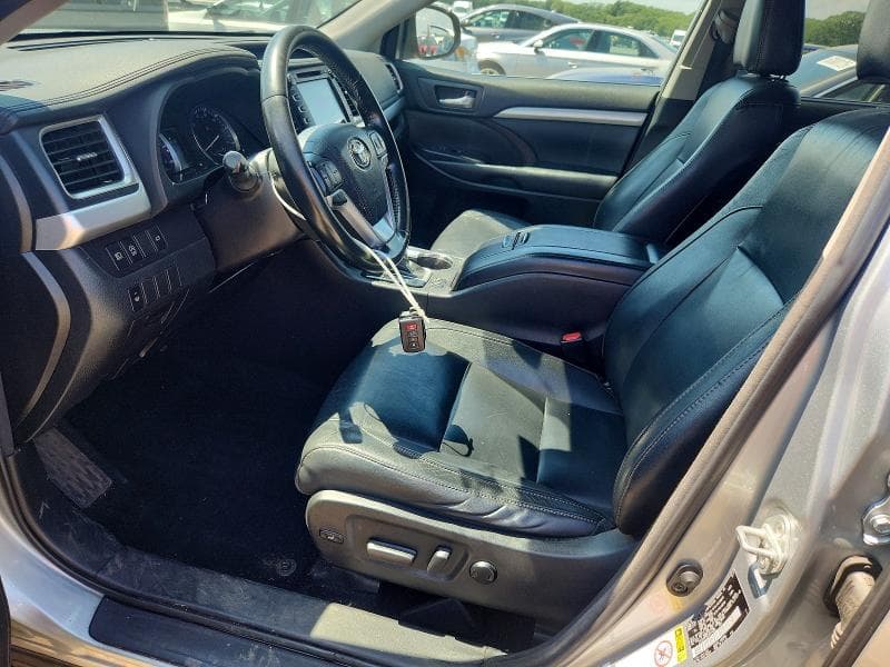 2018 TOYOTA HIGHLANDER XLE 7