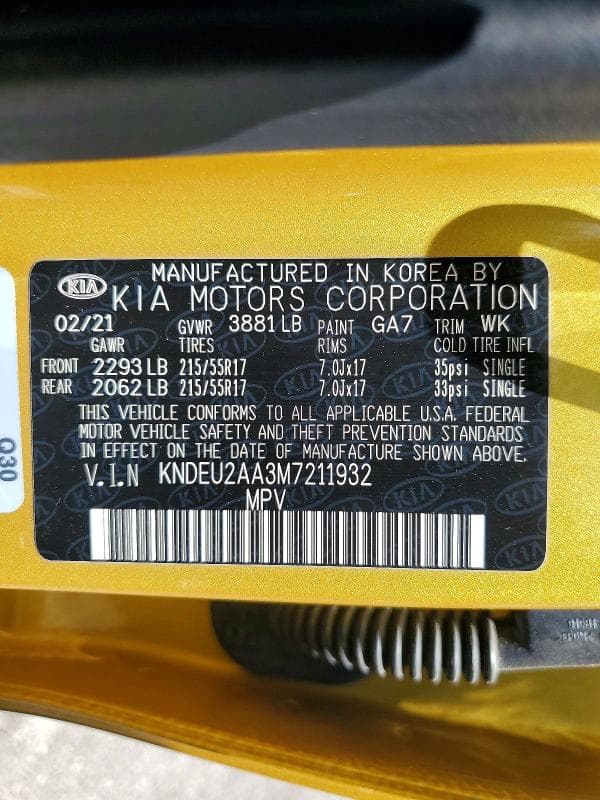 2021 KIA SELTOS S 13