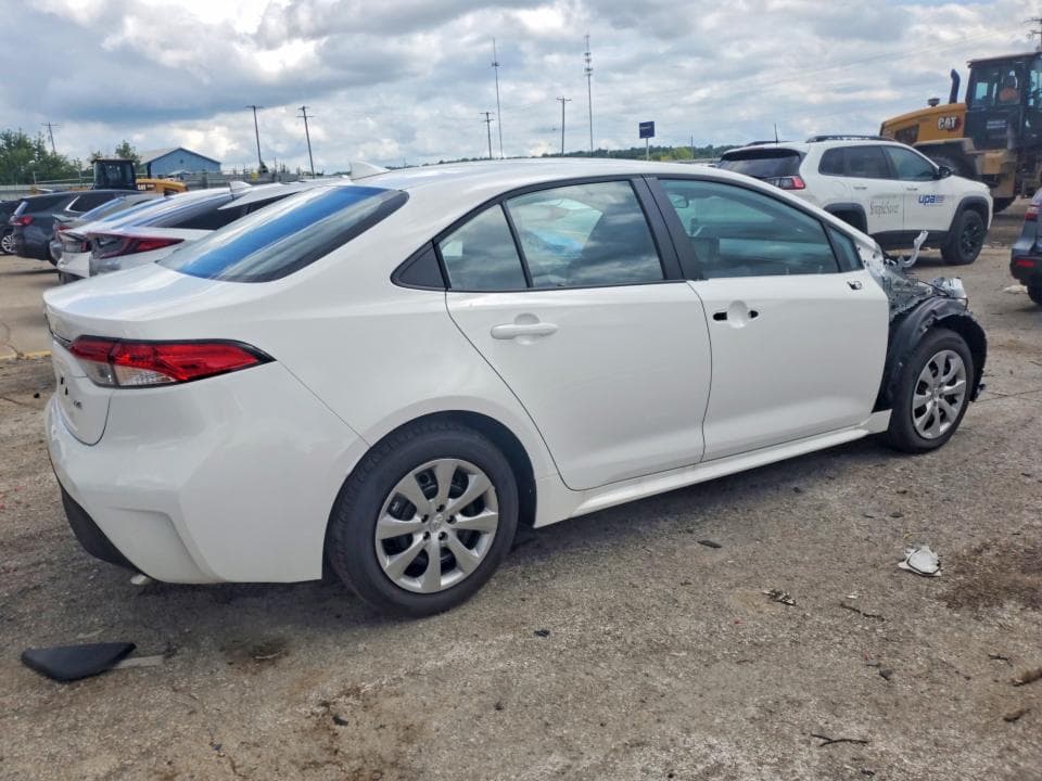 2026 TOYOTA COROLLA LE 3