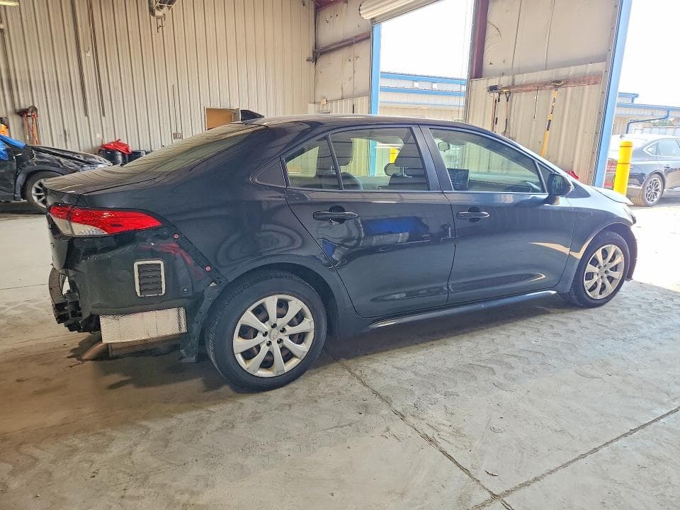 2020 TOYOTA COROLLA LE 3