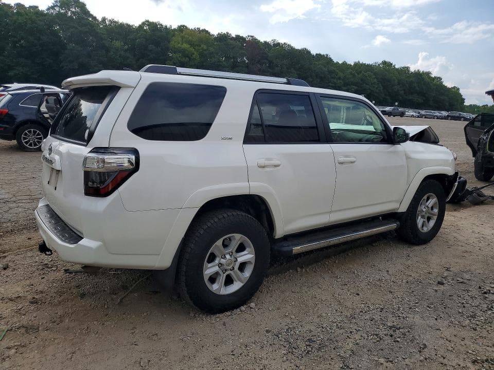 2019 TOYOTA 4RUNNER SR5 3