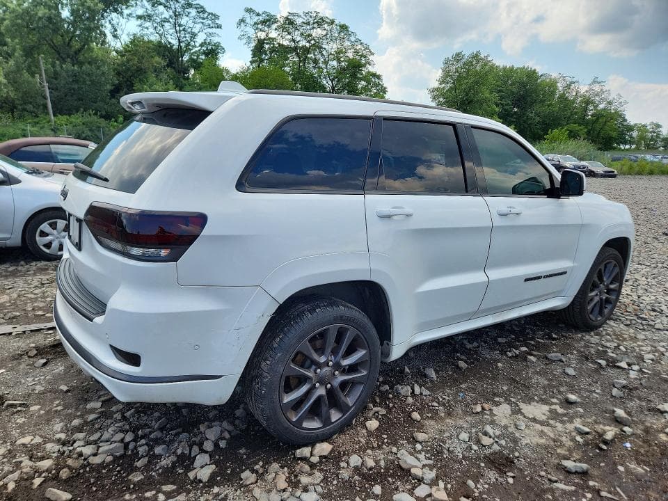 2019 JEEP GRAND CHEROKEE OVERLAND 3