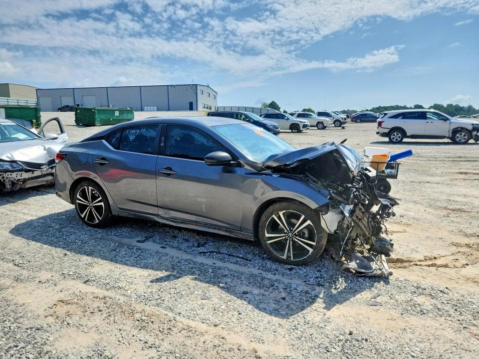 2022 NISSAN SENTRA SR 4