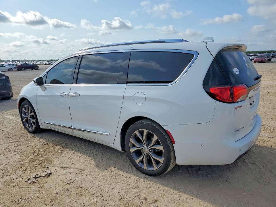 2017 CHRYSLER PACIFICA LIMITED 2