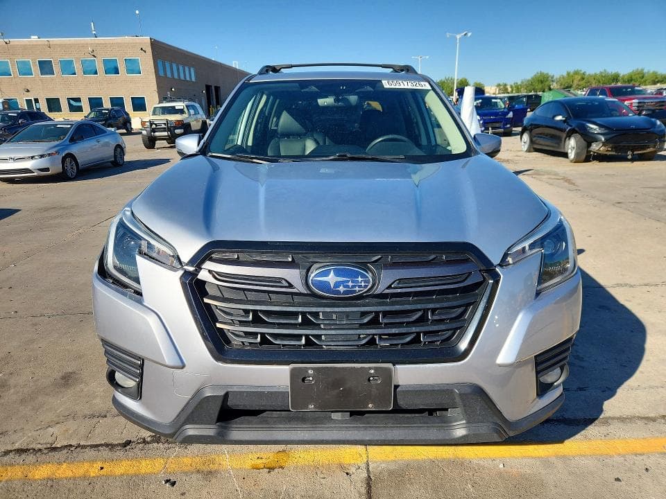 2022 SUBARU FORESTER LIMITED 5
