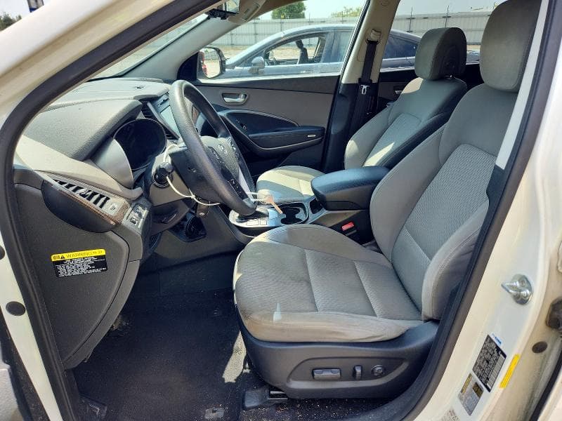 2017 HYUNDAI SANTA FE SE 7