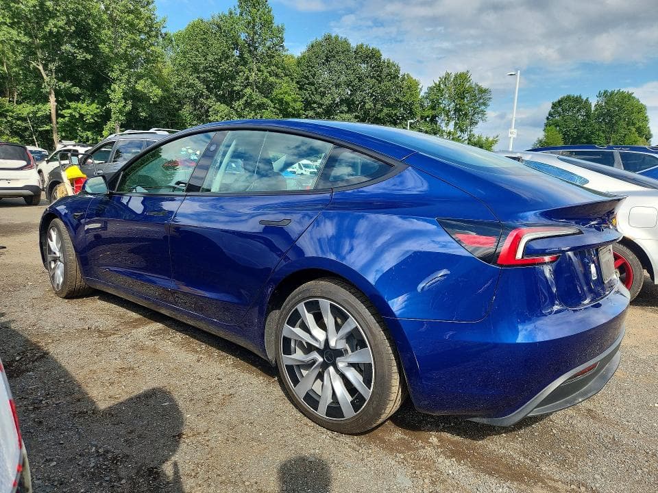 2024 TESLA MODEL 3 2
