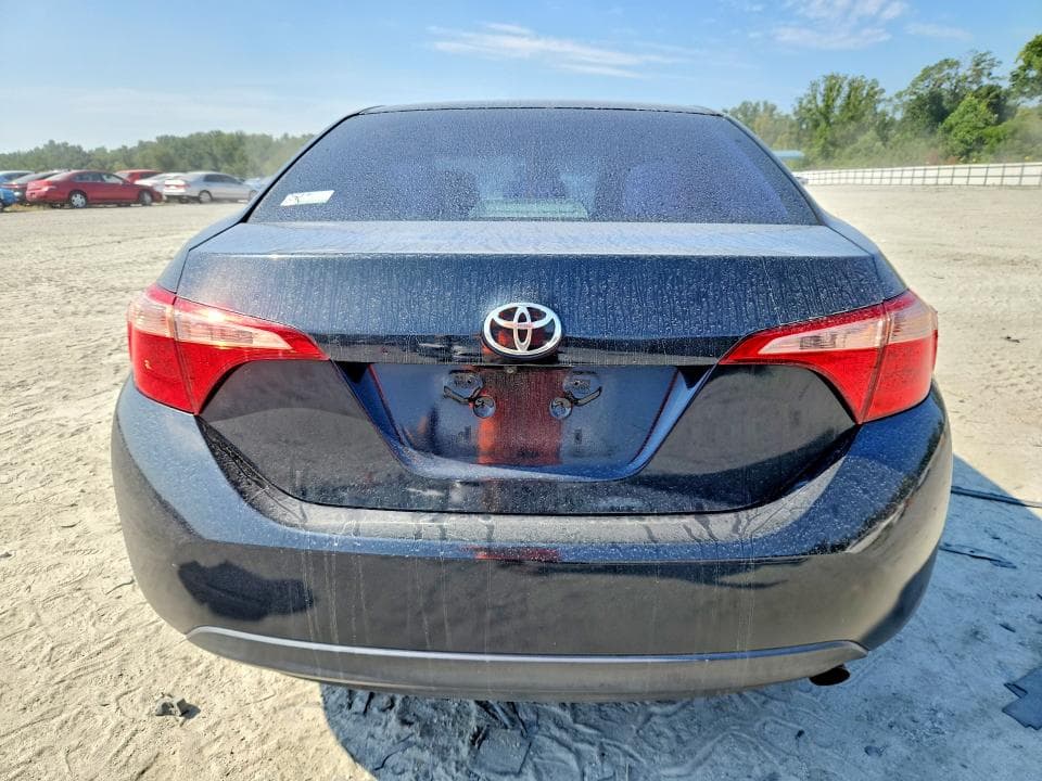 2017 TOYOTA COROLLA LE 6