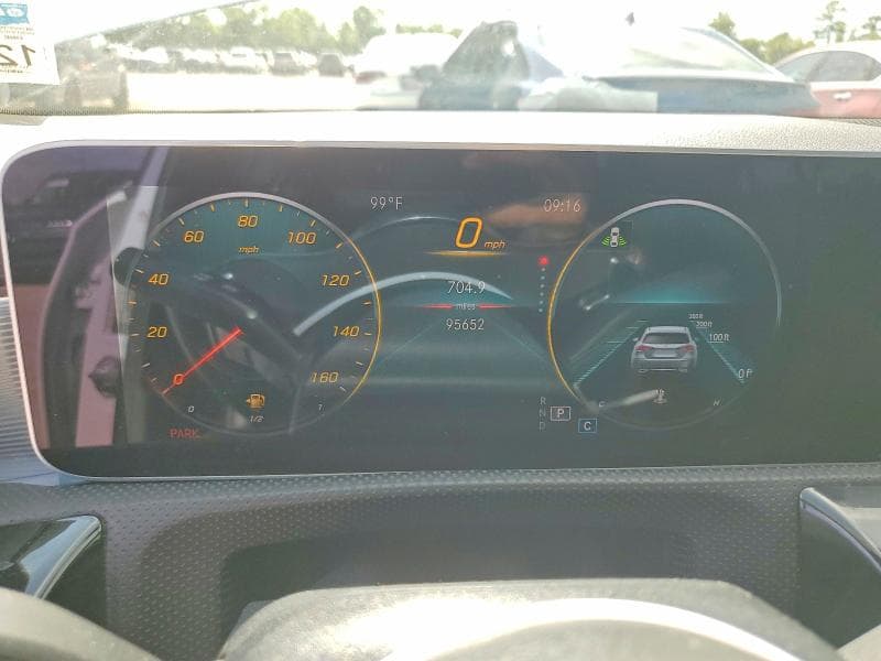 2020 MERCEDES-BENZ A 220 4MATIC 9