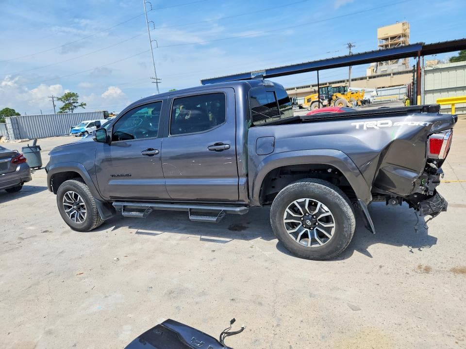2023 TOYOTA TACOMA TRD SPORT 2