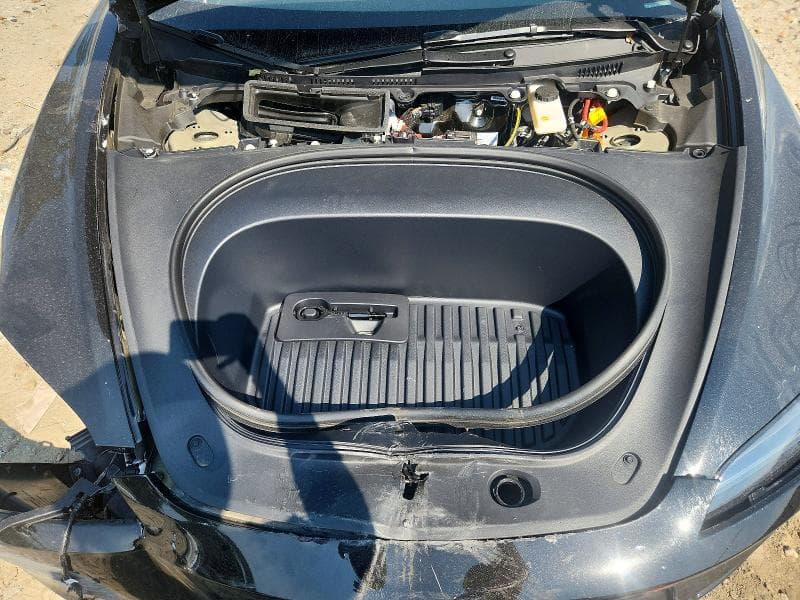 2026 TESLA MODEL 3 11