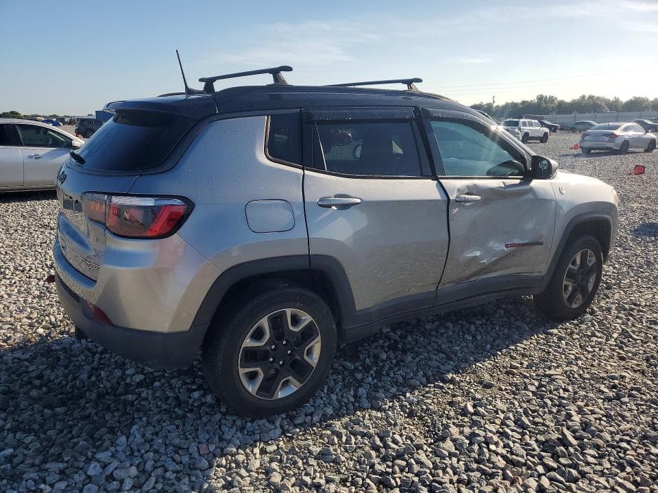 2018 JEEP COMPASS TRAILHAWK 3