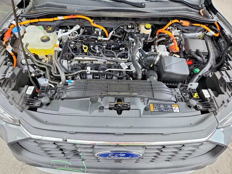 2025 FORD ESCAPE 12