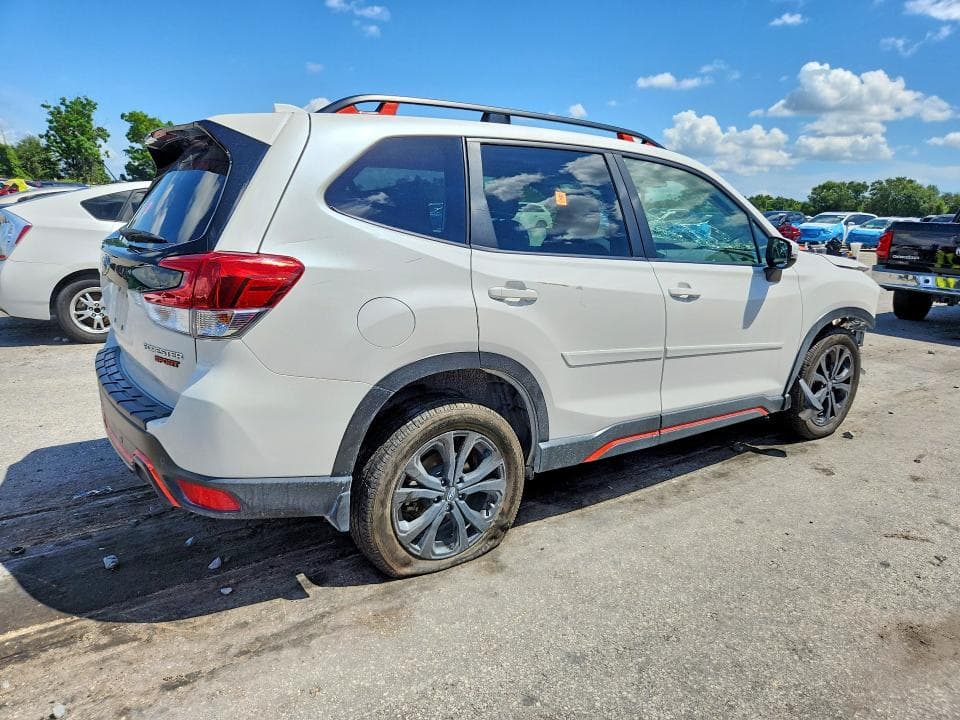 2022 SUBARU FORESTER SPORT 3