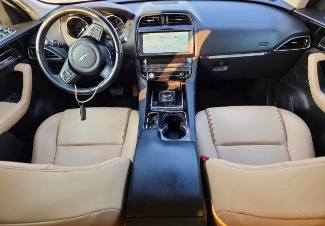 2020 JAGUAR F-PACE PREMIUM 8