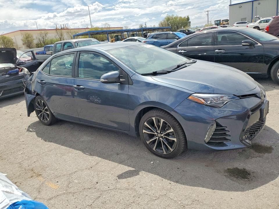 2017 TOYOTA COROLLA SE 2
