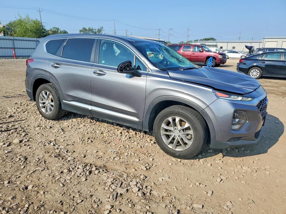 2019 HYUNDAI SANTA FE SE 4