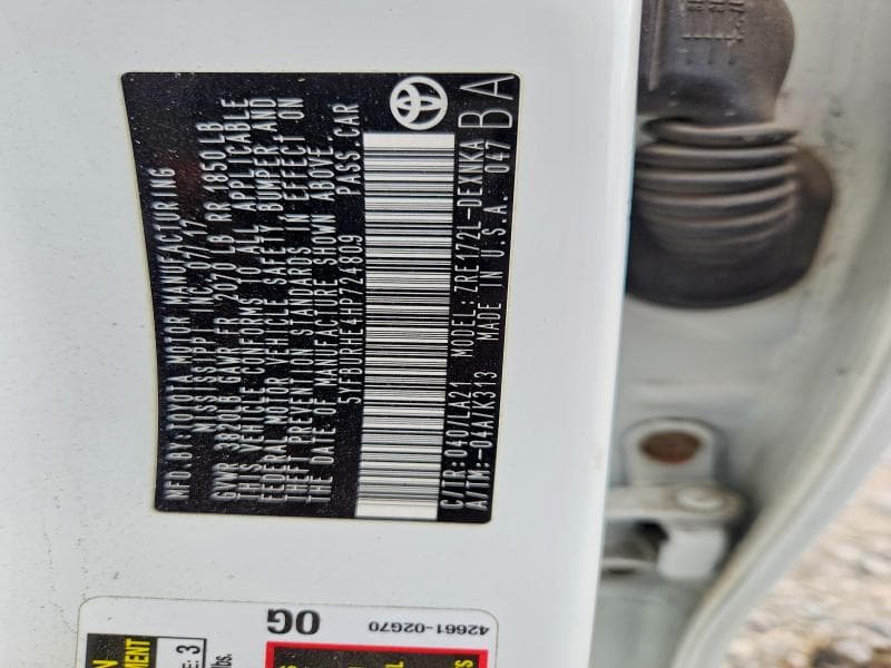 2017 TOYOTA COROLLA XLE 12
