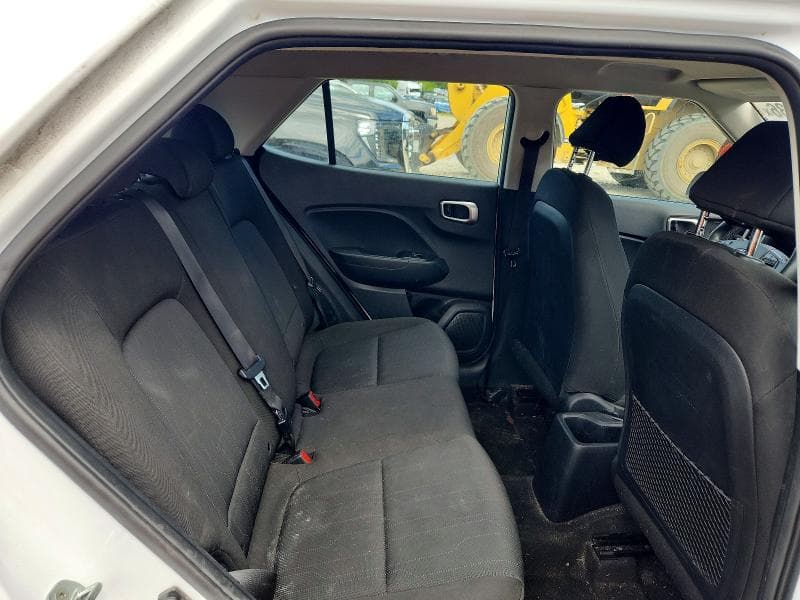 2021 HYUNDAI VENUE SE 10